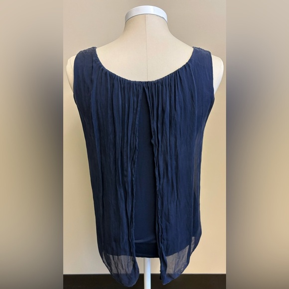 Navy Sleeveless 100% Silk drapey Women's Blouse size Medium - Picture 5 of 10